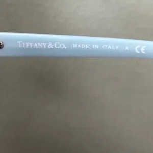 Tiffany & Co. Blue TF 4055-B Key Heart Rectangle Gradient Sunglasses Tiffany & Co. | Accessories | Tiffany Co Blue Tf 455b Key  main image 3